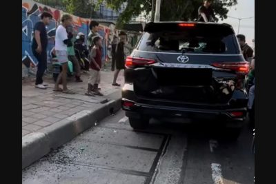 Latest Program: Viral Mobil Fortuner Dikejar dan Dirusak Massa, Ini Penjelasan Polisi