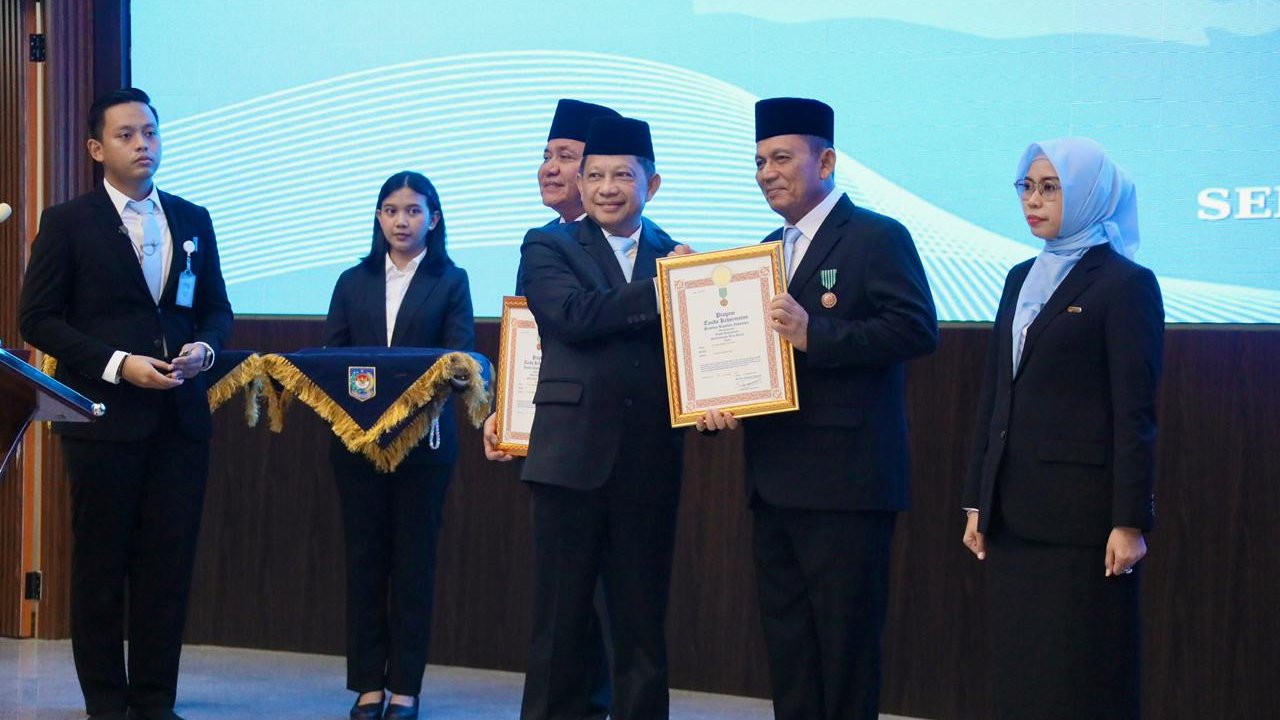 Pemerintah Anugerahkan Tanda Kehormatan Satyalancana Wira Karya kepada Enam Tokoh, Ini Daftarnya
