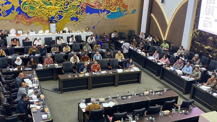 Kala Rapat RUU Reforma Agraria Diwarnai Celetukan ‘Gibran’