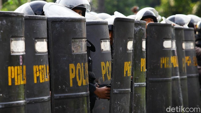 Polda Metro Siapkan Pengamanan Kawal Aksi Massa di Monas-DPR Hari Ini