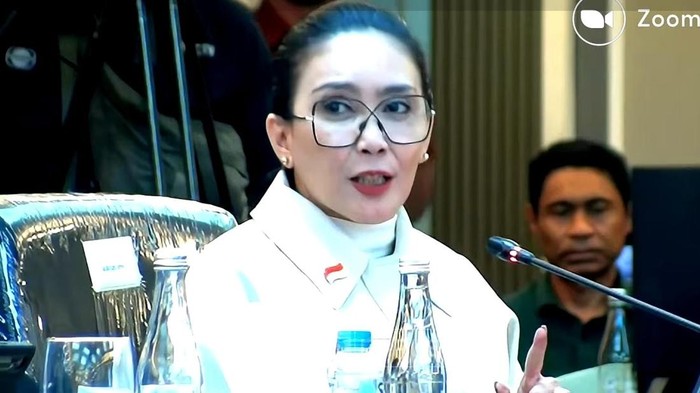 Momen Rieke Singgung Indra Kenz di Rapat Hunian Mewah Lapas Cibinong