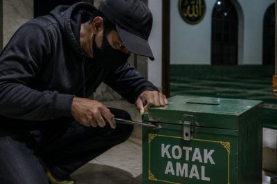 Maling Ketiduran di Masjid Semarang Usai Gagal Bobol Kotak Amal