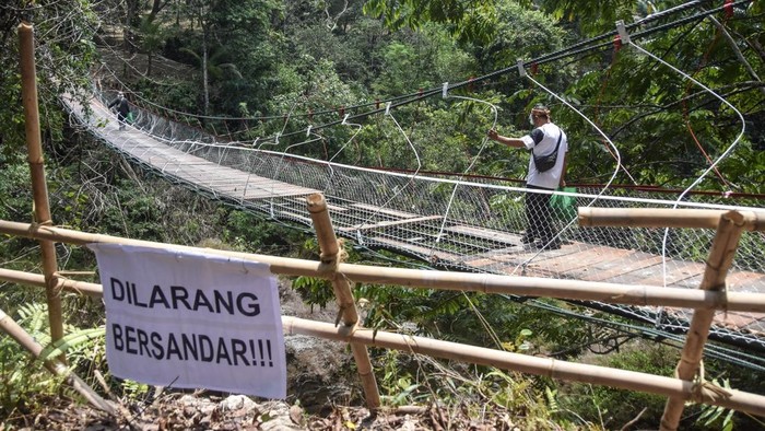 Jembatan Pongpet Dibangun Kembali Setelah Nyaris Ambruk
