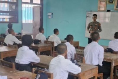 Polres Kepulauan Seribu Edukasi Pelajar Lewat Program ‘Bapak Asuh’