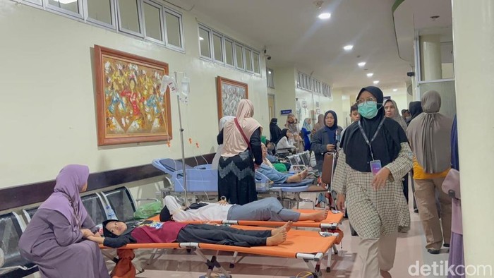 Ratusan Santri Ponpes Manbaul Hakim di Sidoarjo Diduga Keracunan MBG