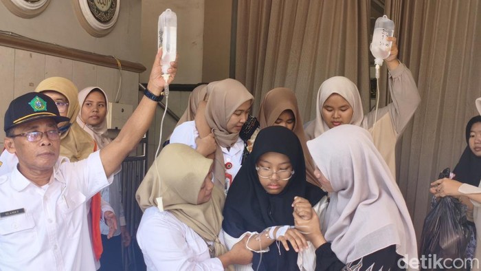 556 Santri di Sidoarjo Diduga Keracunan, Menu MBG Diuji Lab