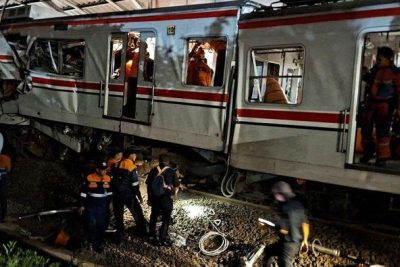 ⁠Tabrakan Maut dengan KRL Bikin Masinis KA Anggrek Jadi Tersangka