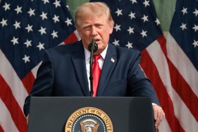 Trump Bersumpah Hantam Keras Iran Jika Terbukti Terlibat Pembajakan Flydubai